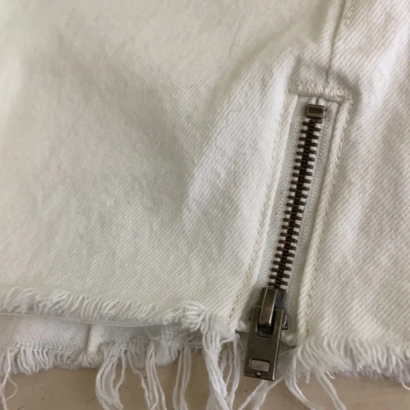 Levi's 501 Altered White Denim Zipper Shorts - 27 - Picture 6 of 10